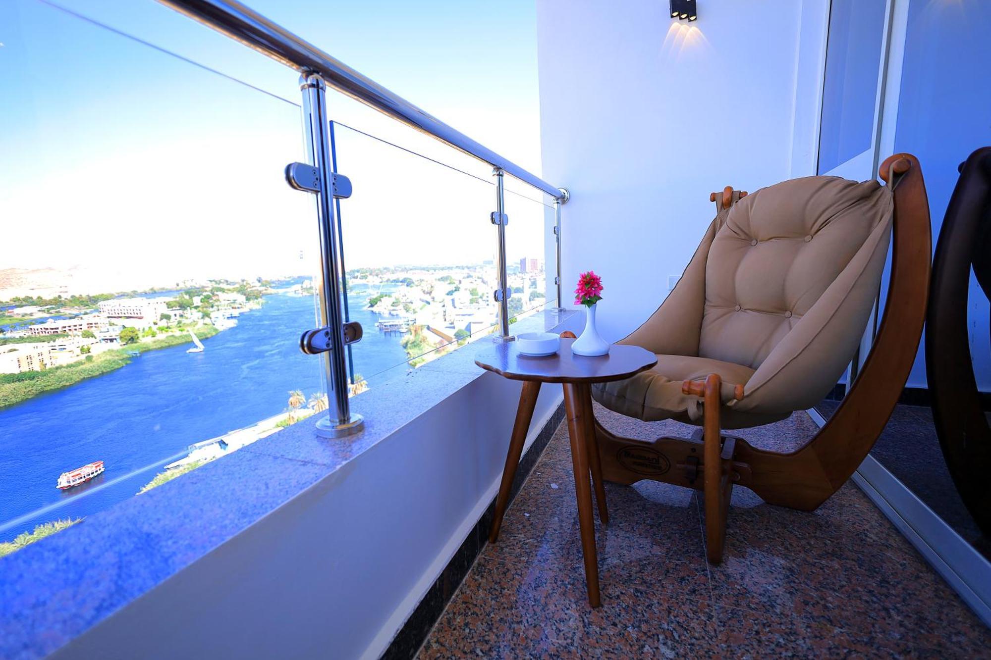 Blue Lotus Nile Hotel Assouan