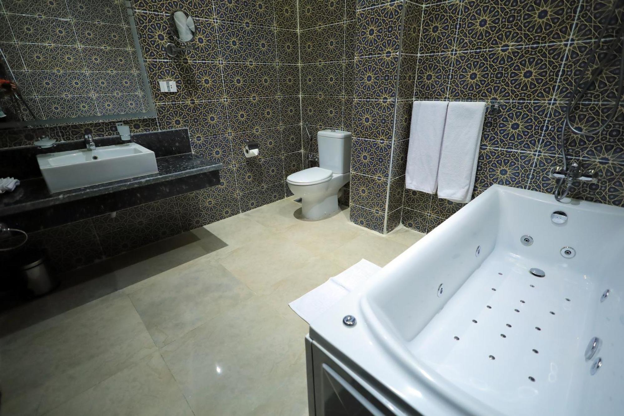 Blue Lotus Nile Hotel 3*